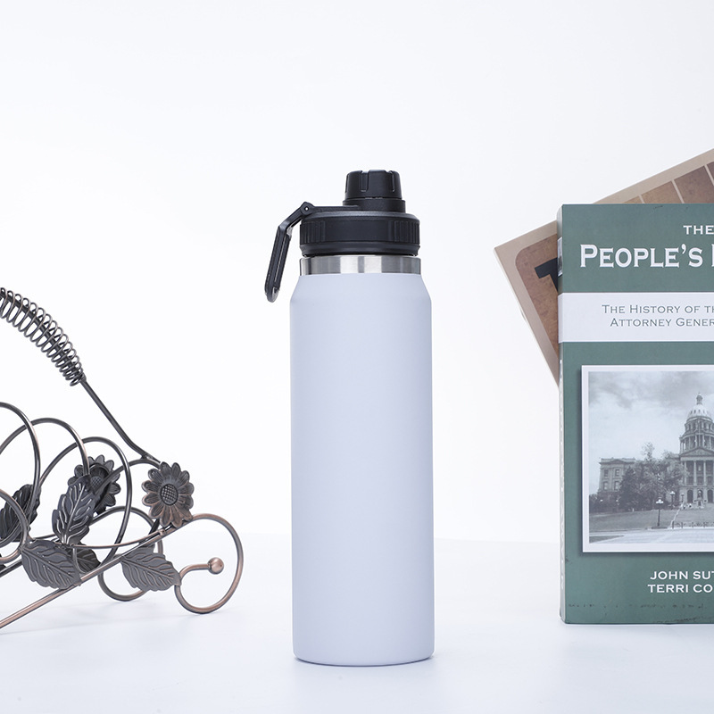 22oz Large Capacity Stainless Steel Bottle