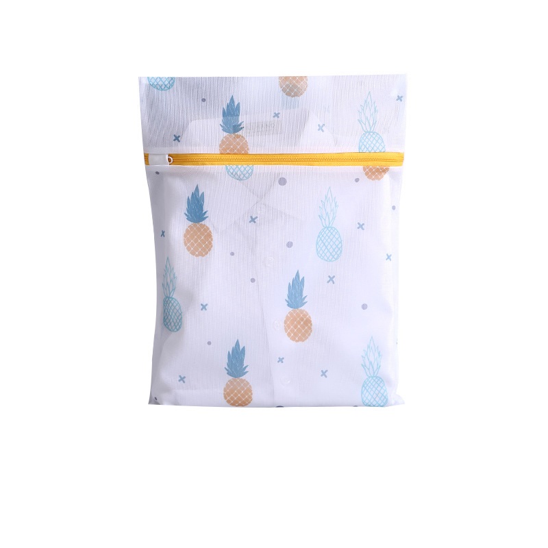 Zippered Mesh Laundry Bag