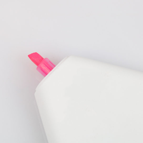 3-in-1 Translucent Triangle Highlighter with Colored Tips