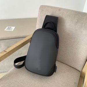 Custom Large Capacity Chest Pack With Solid Color