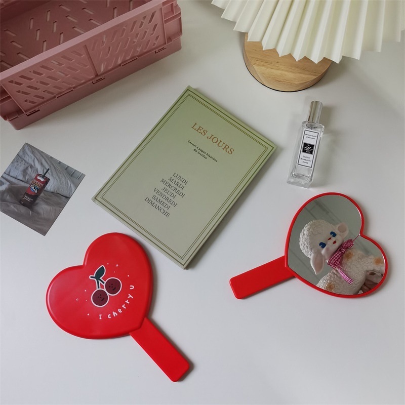 Custom Hand-Hold Heart Shape Cosmetic Mirror