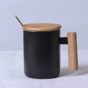 11oz Multi-colored Coffee Mug With Lid & Spoon