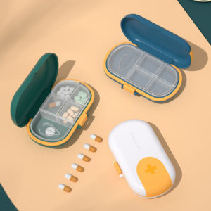 Portable 4-Compartment Pill Box With Cutter
