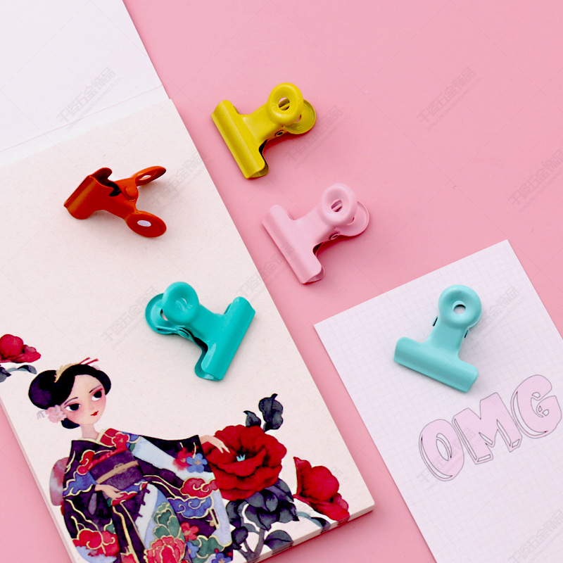 Lacquered Candy-colored Metal Sealing Clip