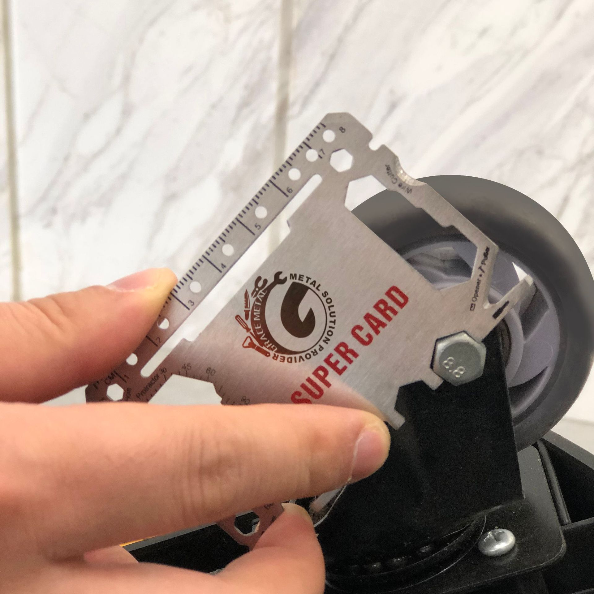 22 in 1 Multi-functional Tool Card