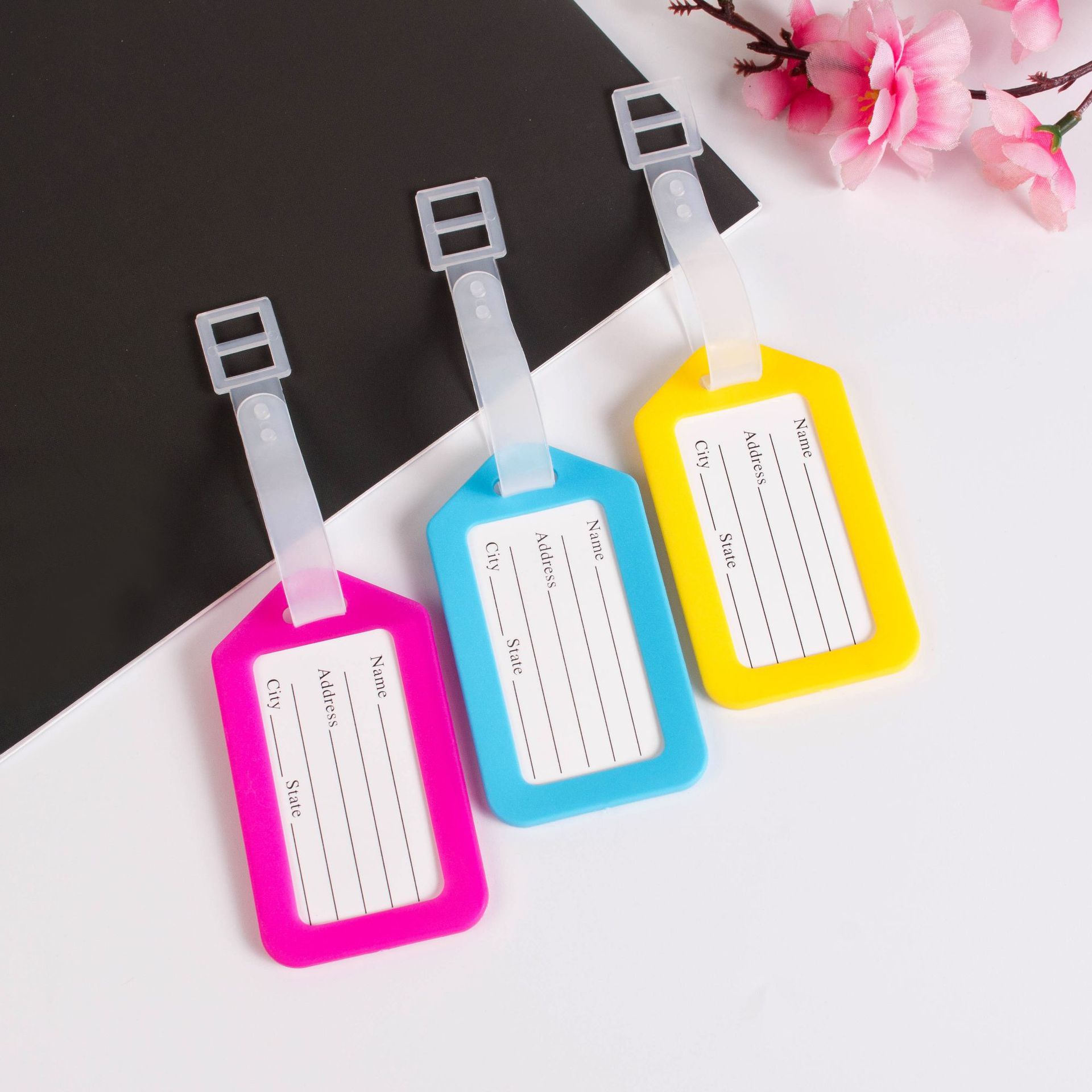 Customized Plastic Luggage Tag