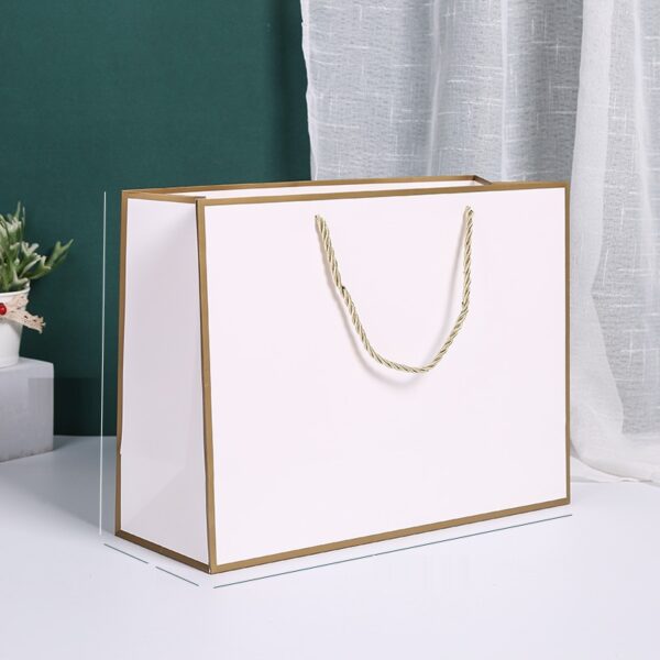 Customized White Card Gift Paper Bags