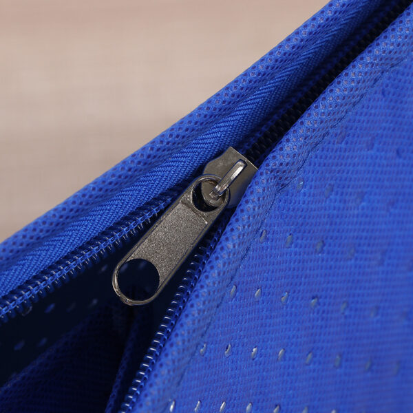 Non-woven Embossed Insulated Bag with Zipper
