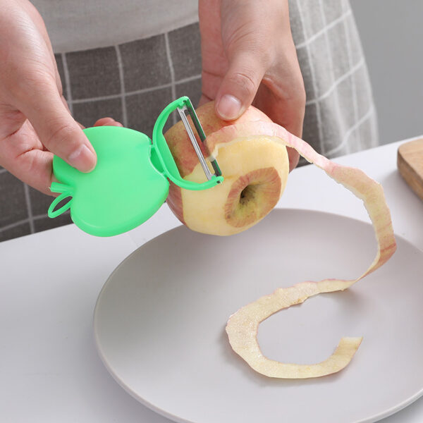 Apple Shaped Folding Peeler - Image 3