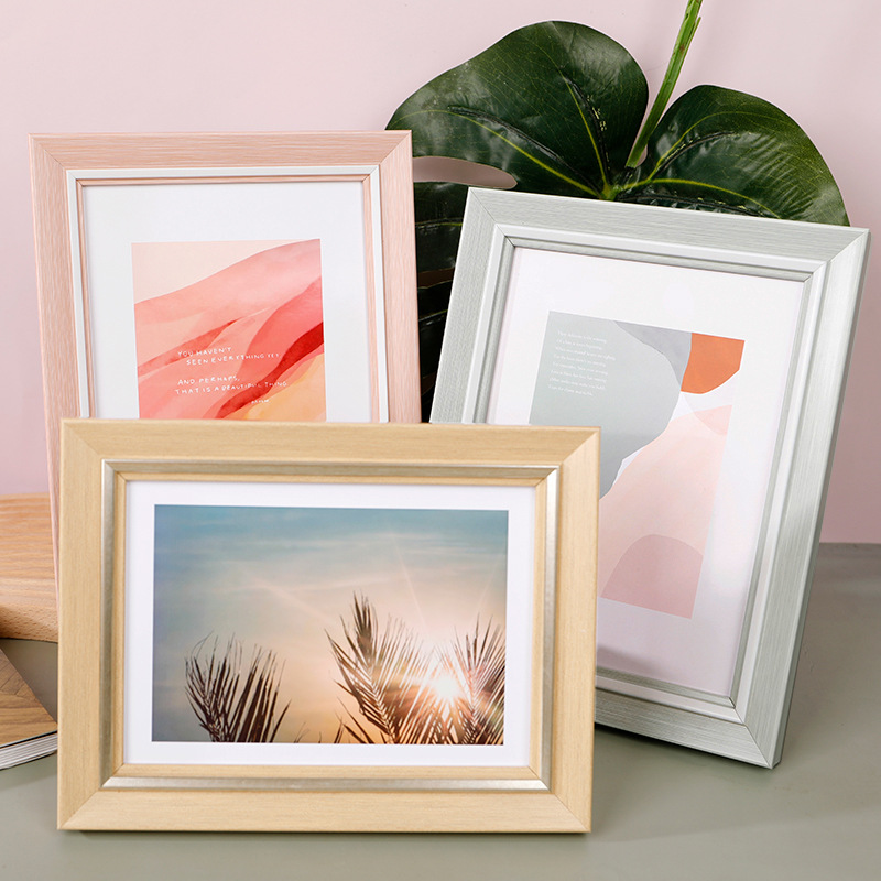 Simple Fresh Family Photo Frame