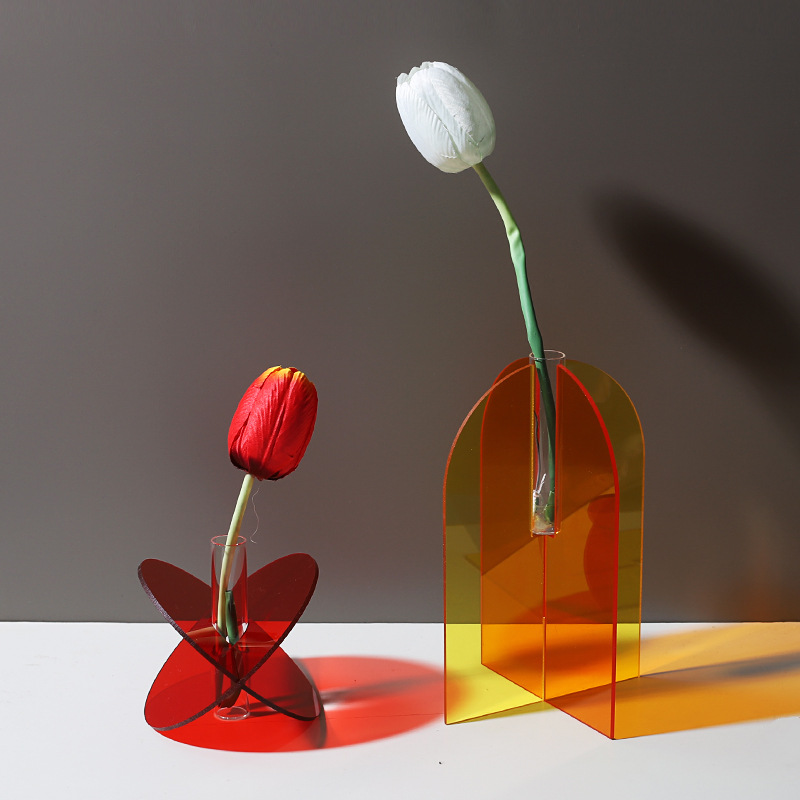 Customized Dazzling Acrylic Vase