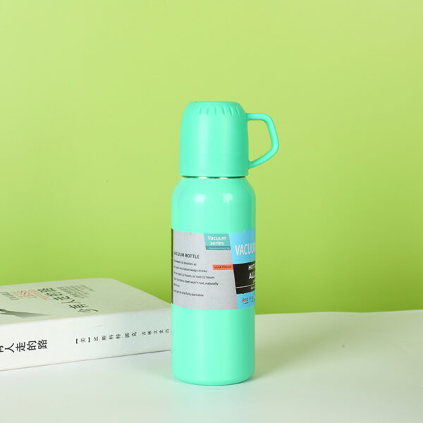18oz Portable Insulated Water Bottle with Cup Lid
